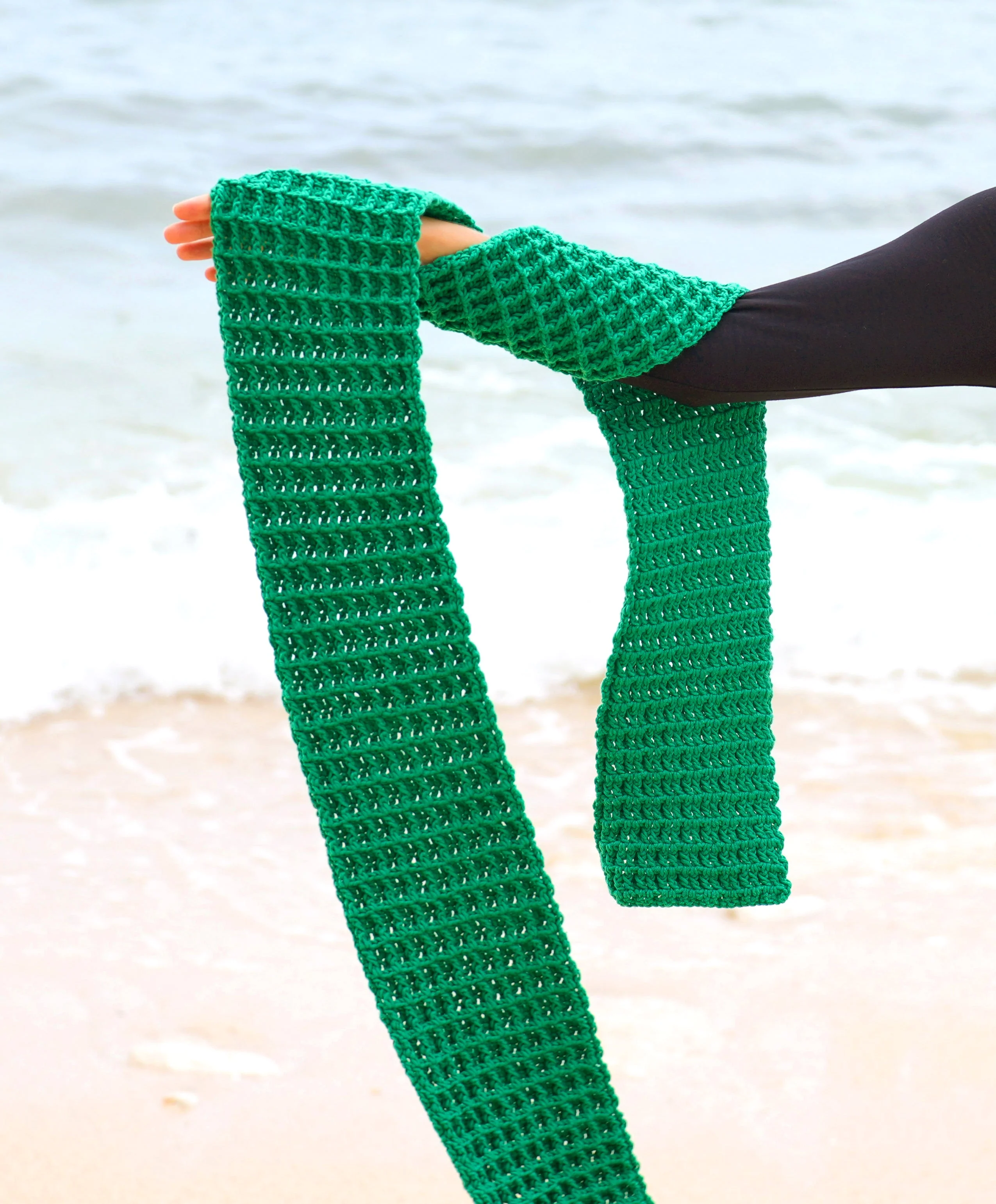 WAFFLE Crochet Scarf in Green - Image 4