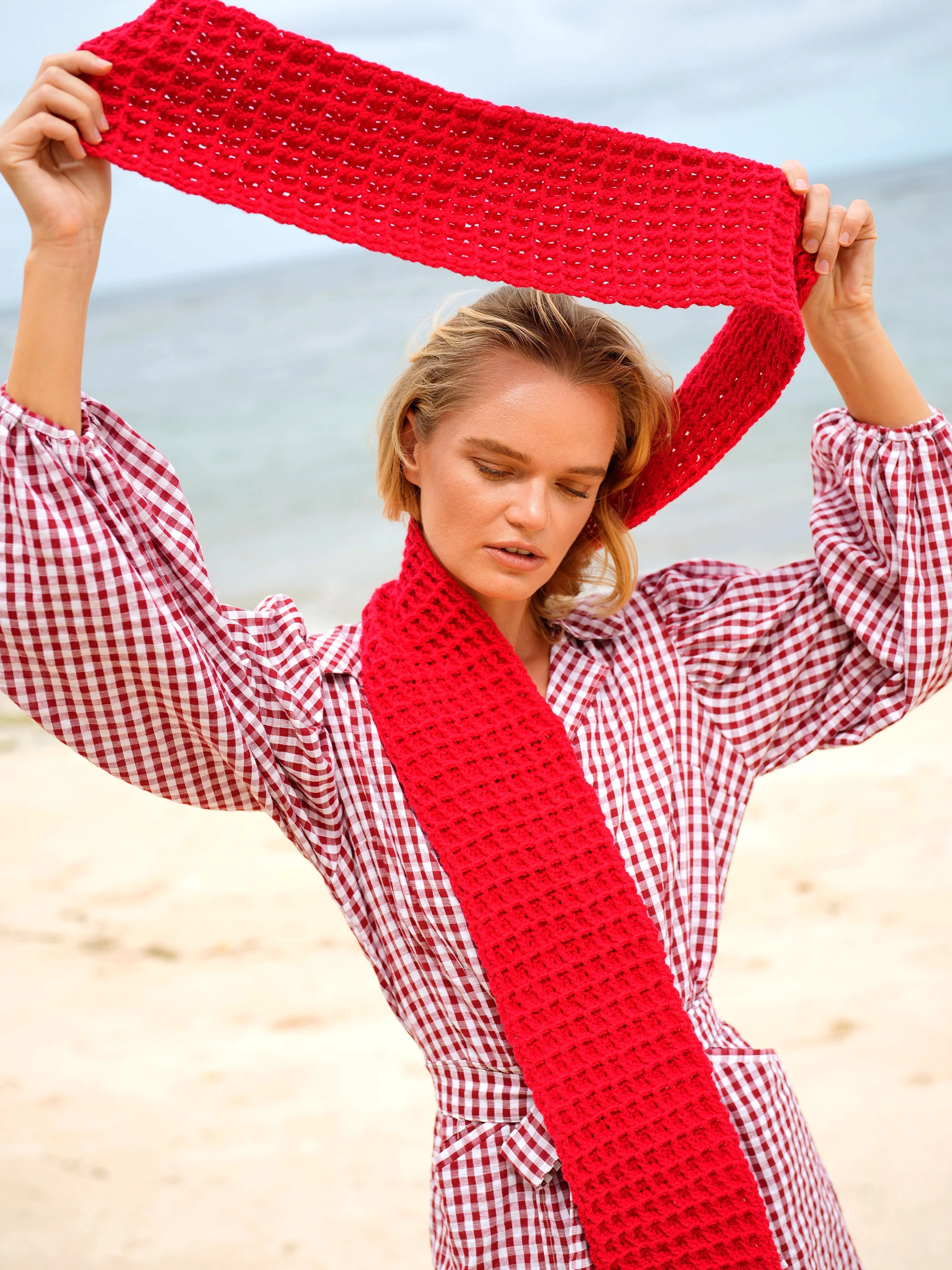 WAFFLE Crochet Scarf in Red - Image 3