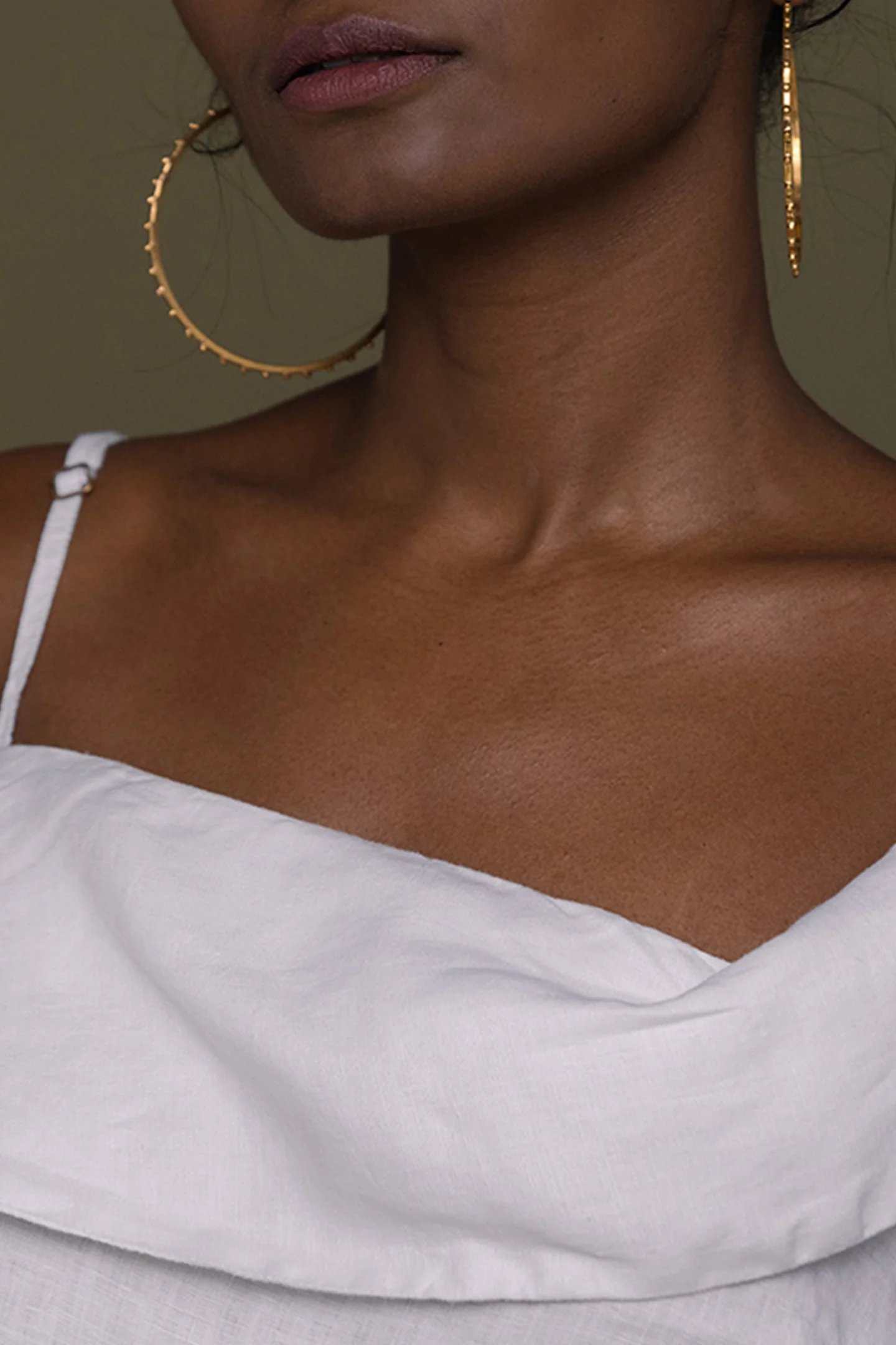 Wandering Wave Shirt in White - Image 4