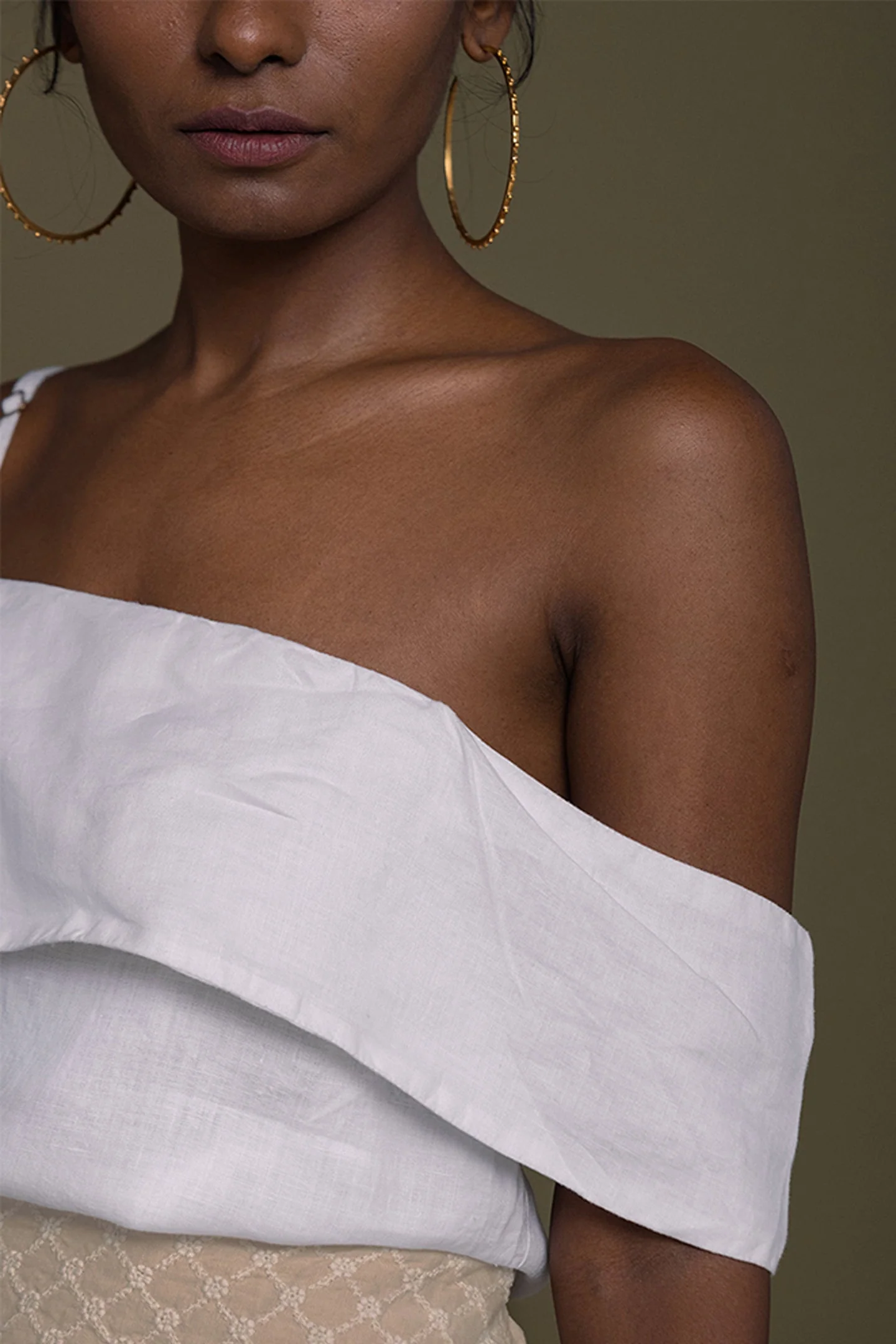 Wandering Wave Shirt in White - Image 5