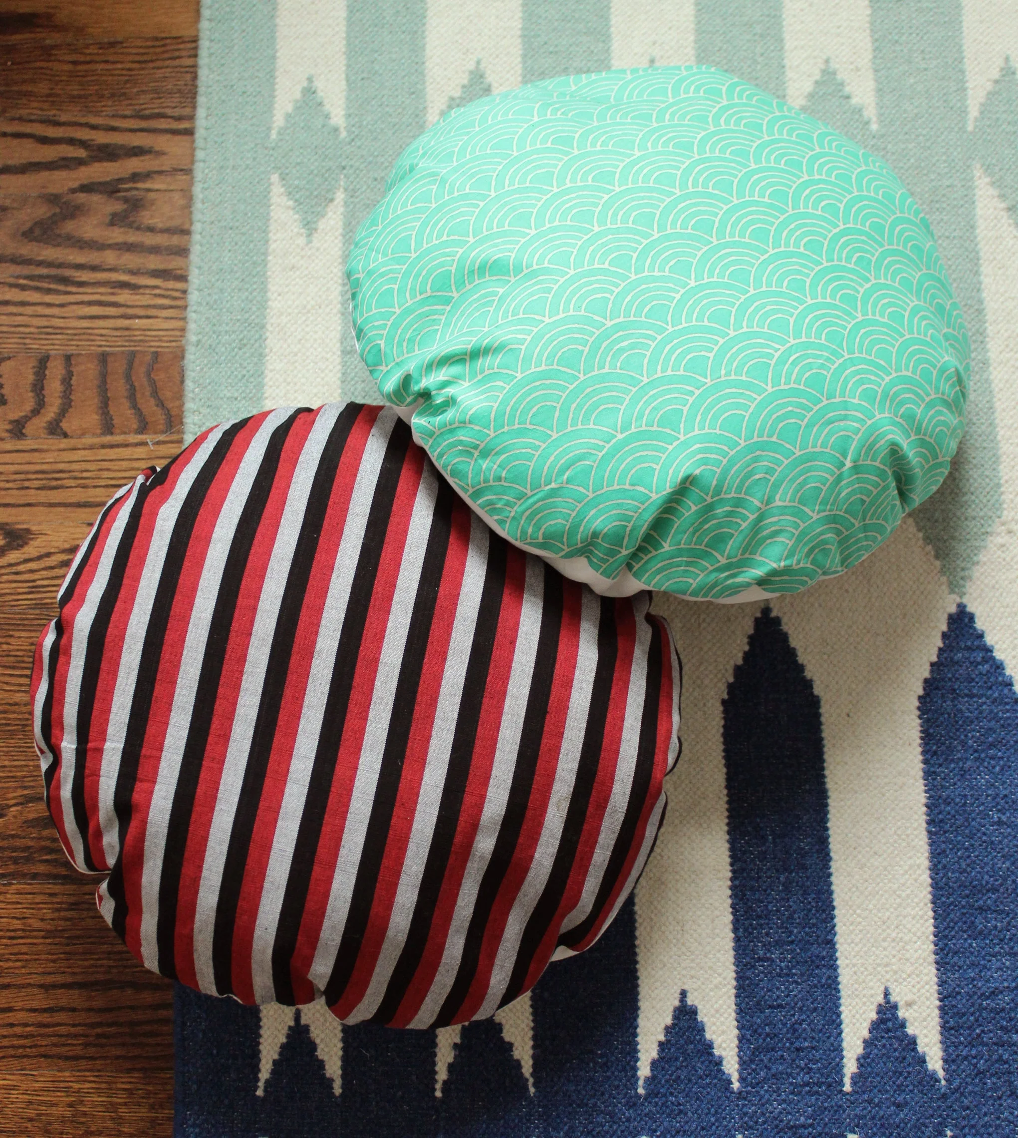 Wave Round Striped Decorative Round Pillow Cover 16", Circle Pillow - Image 3