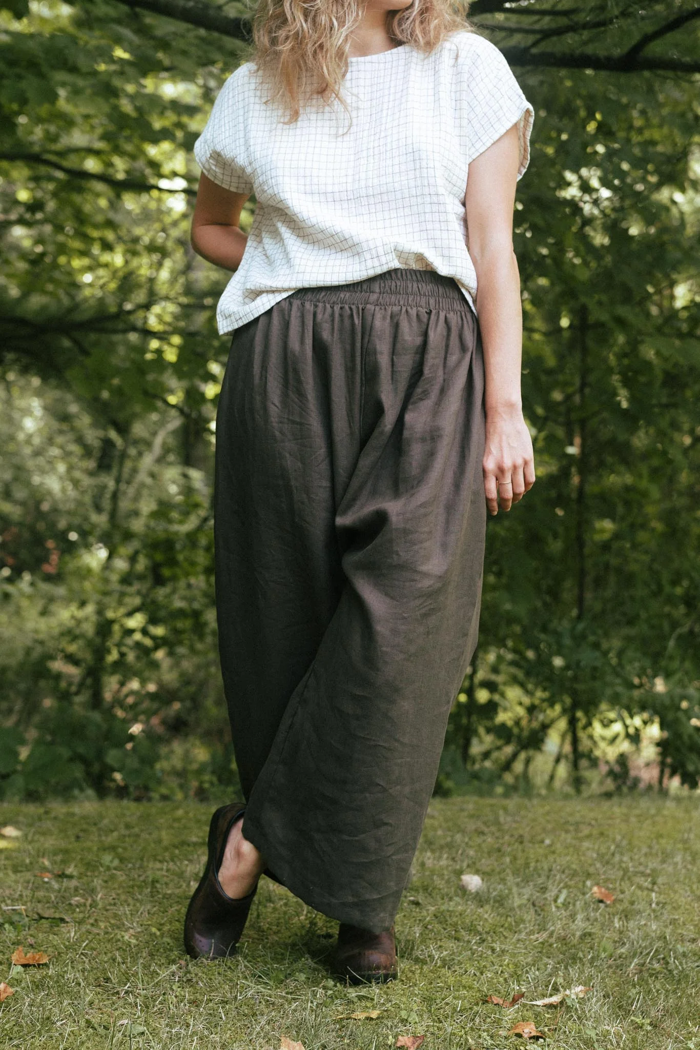 Weekend Pants in Lichen - Image 6