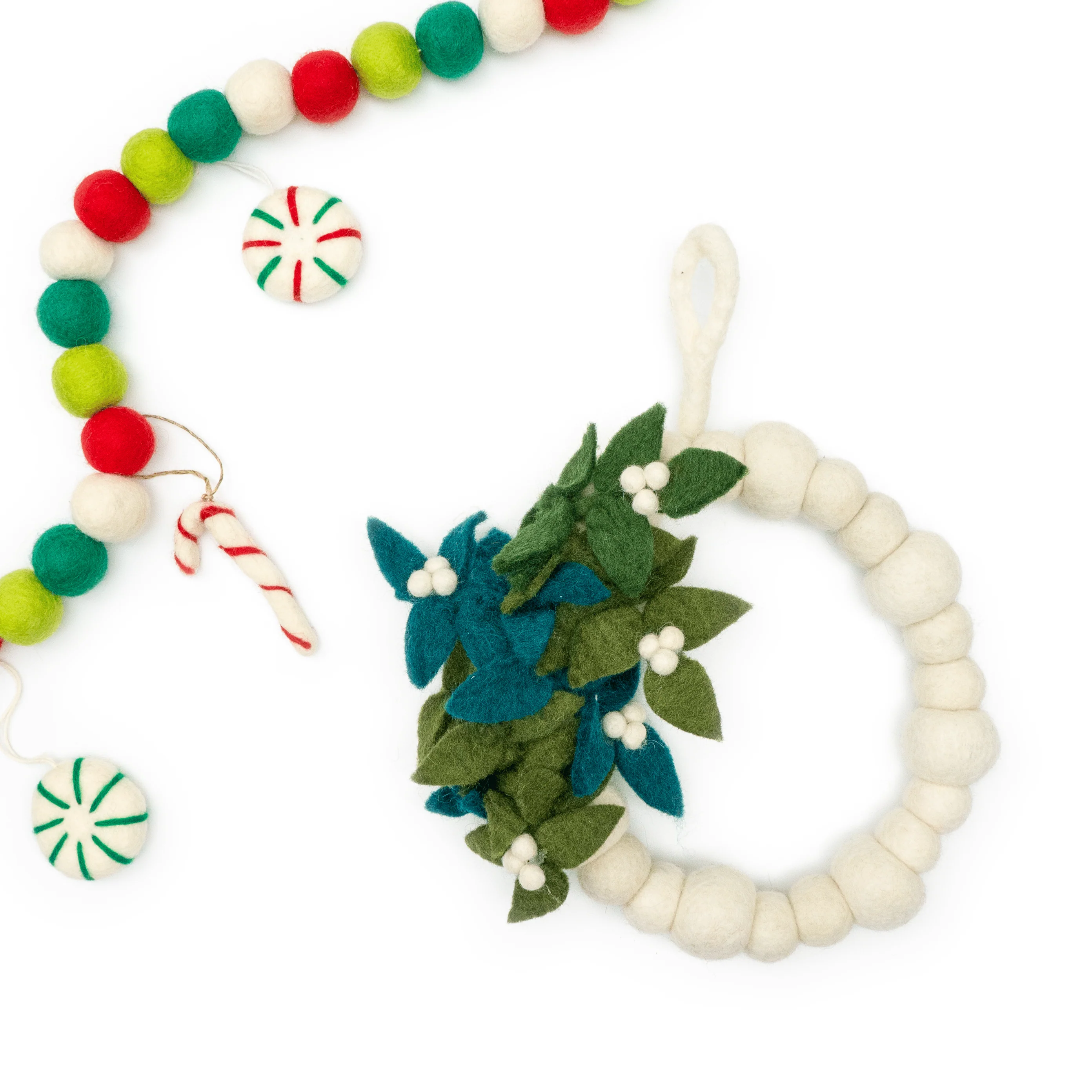 White Mistletoe White Berry Wreath - WHITE - Image 2