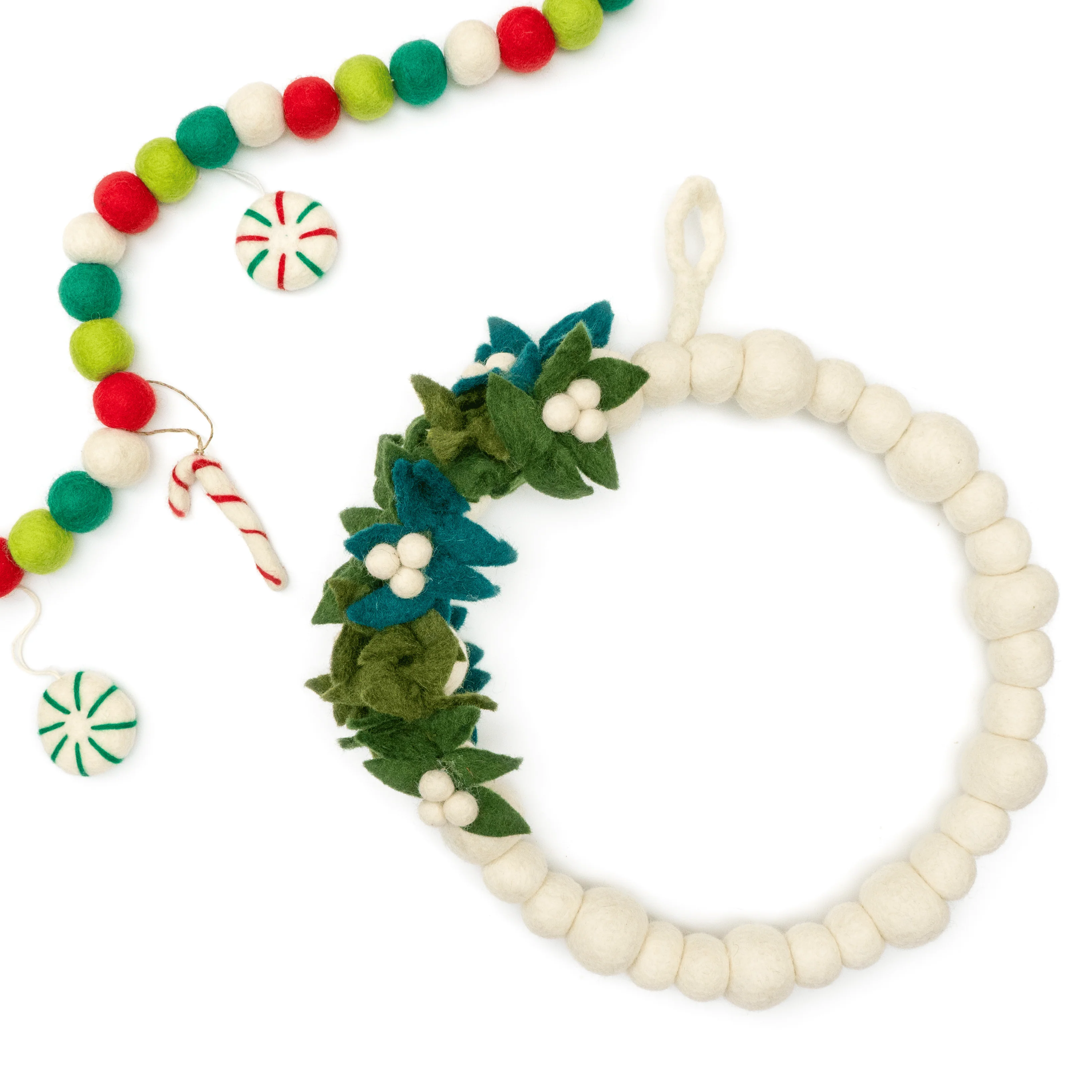 White Mistletoe White Berry Wreath - WHITE - Image 4