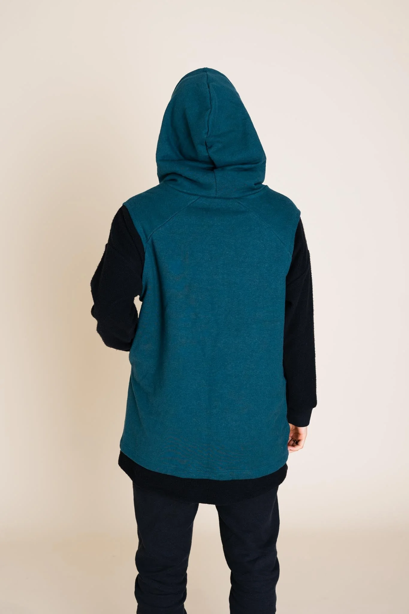 Wilder Vest in Marine - Image 3