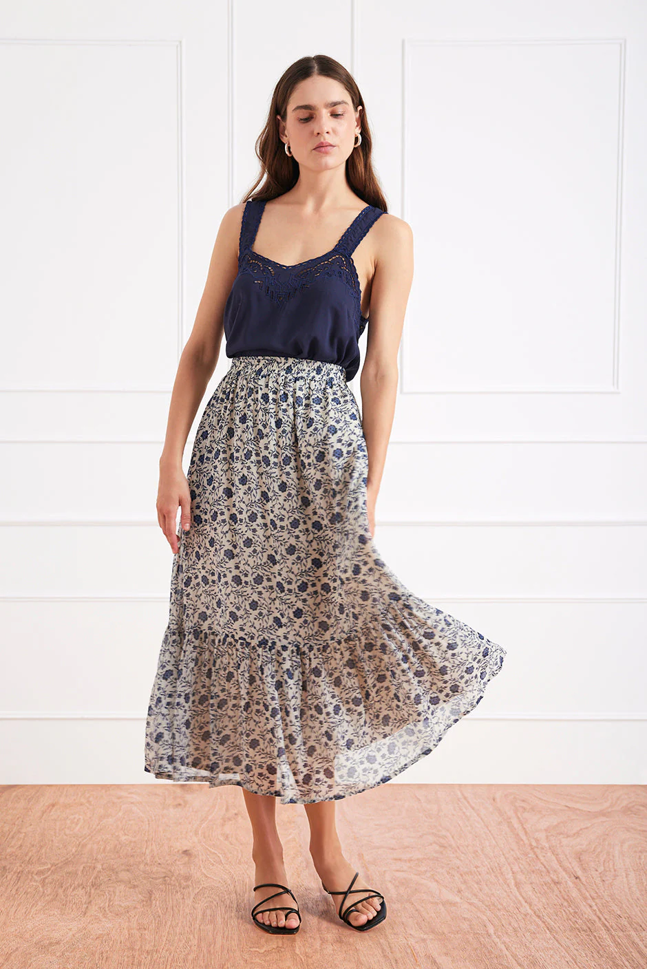 Wren Skirt in Sapphire Vines - Image 3