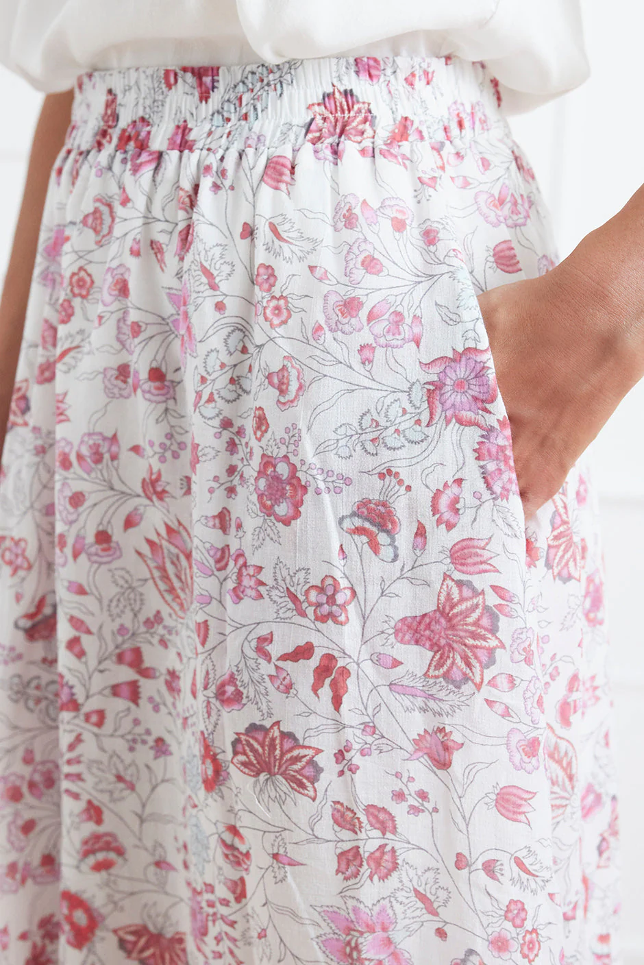 Wren Skirt in Sundrenched Garden - Image 6
