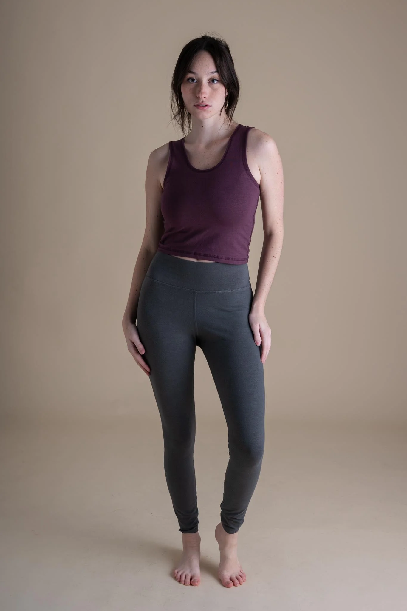 Yoga Leggings in Concrete - Image 4