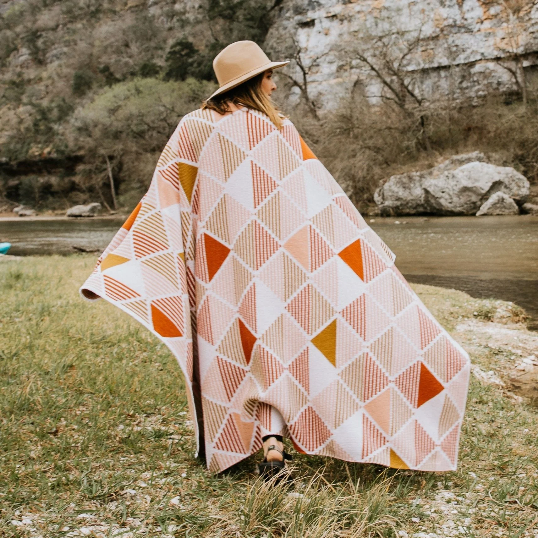 Zion Throw - Image 4